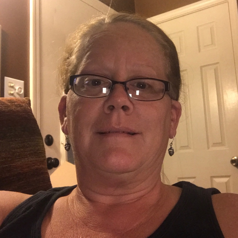 Meet your Posher, Liz